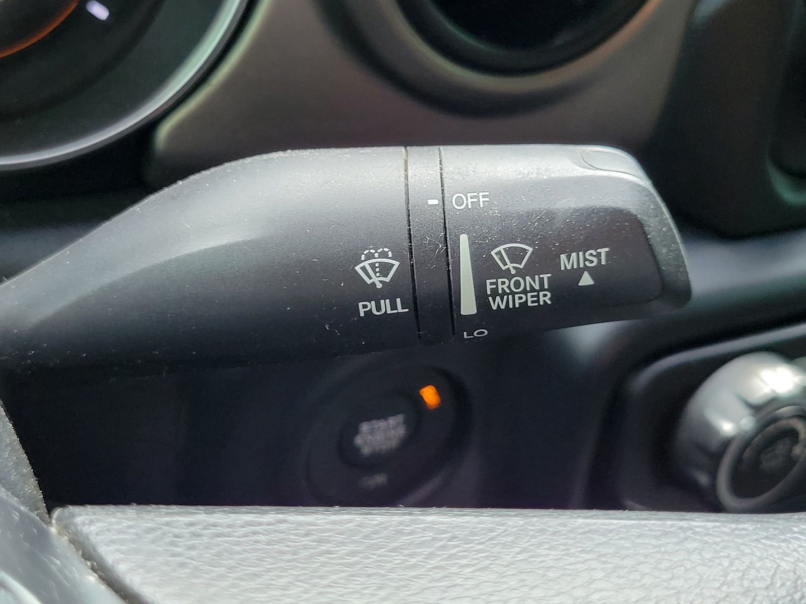 Used 2019 White Jeep Unlimited Sport image 19
