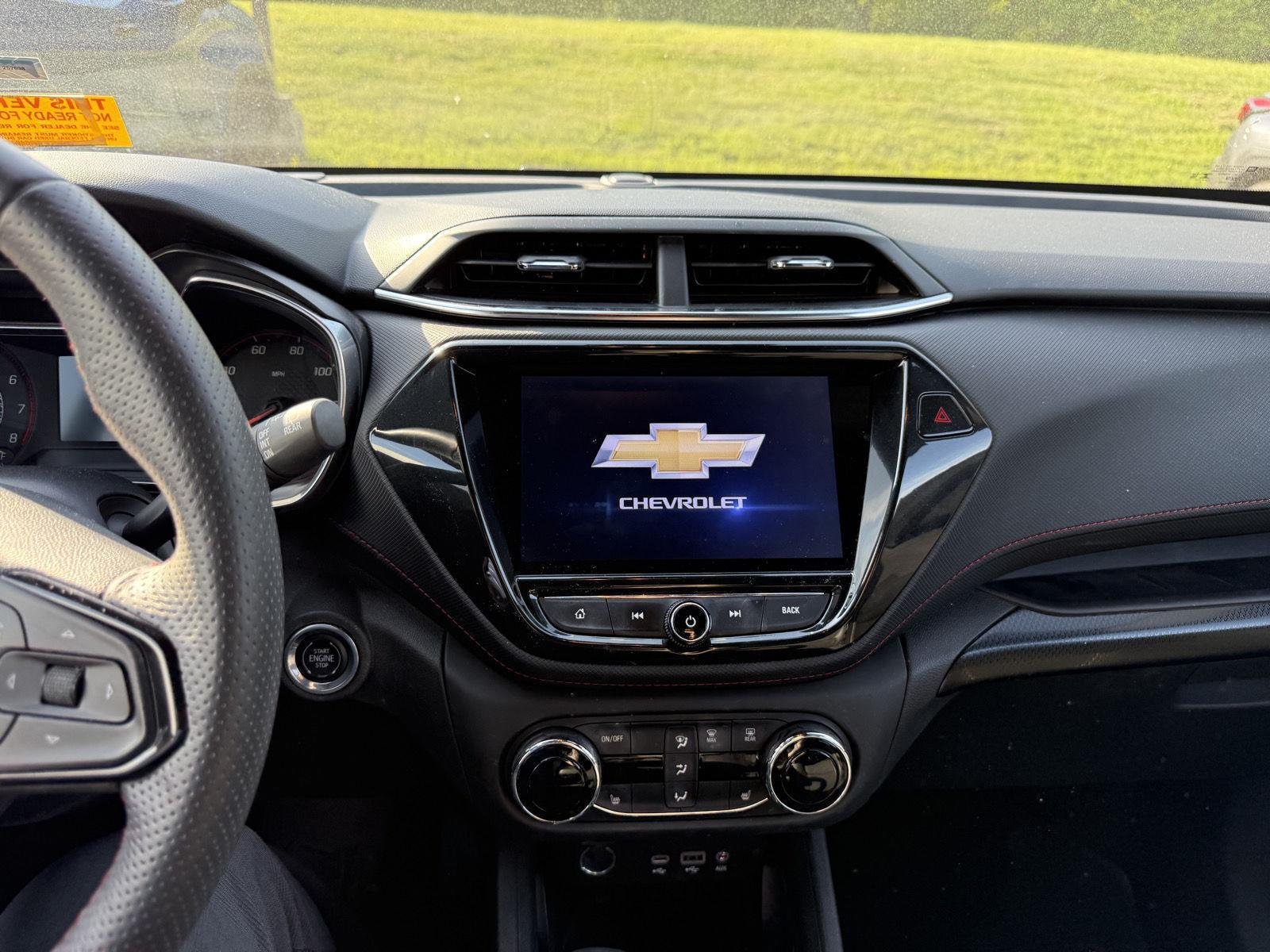 Used 2023 Summit White Chevrolet RS image 5