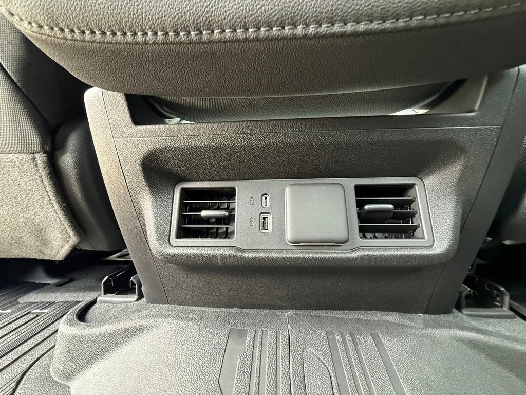 New 2026 Summit White GMC Elevation image 35
