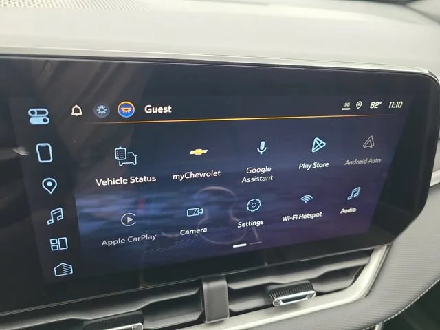 New 2027 Summit White Chevrolet LT image 29