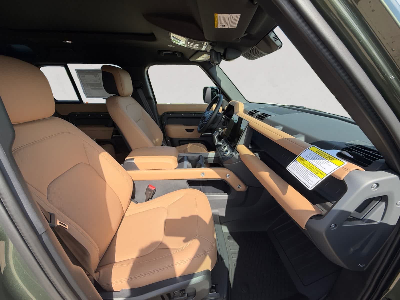 New 2026 GREEN Land Rover S image 15