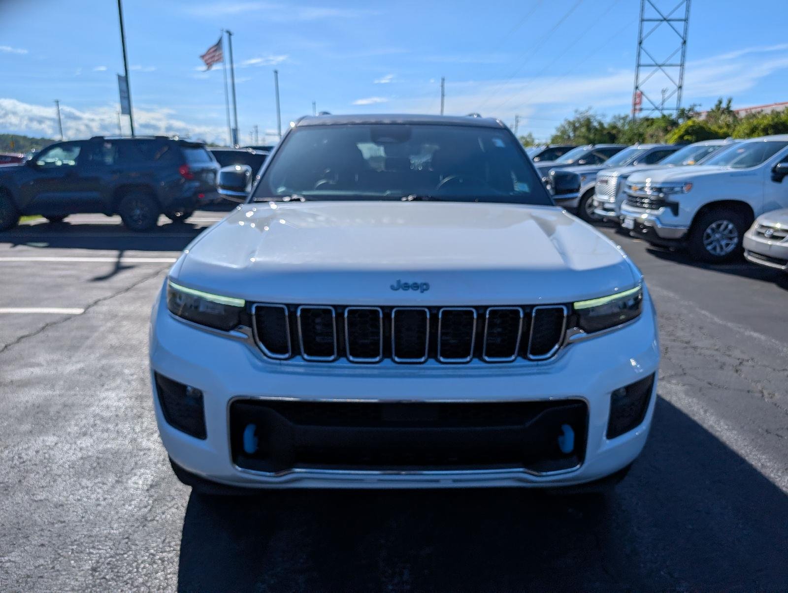 Used 2024 Bright White Clearcoat Jeep Overland image 2