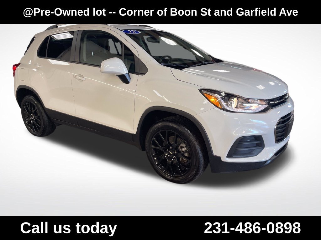 Used 2022 Summit White Chevrolet LT image 7