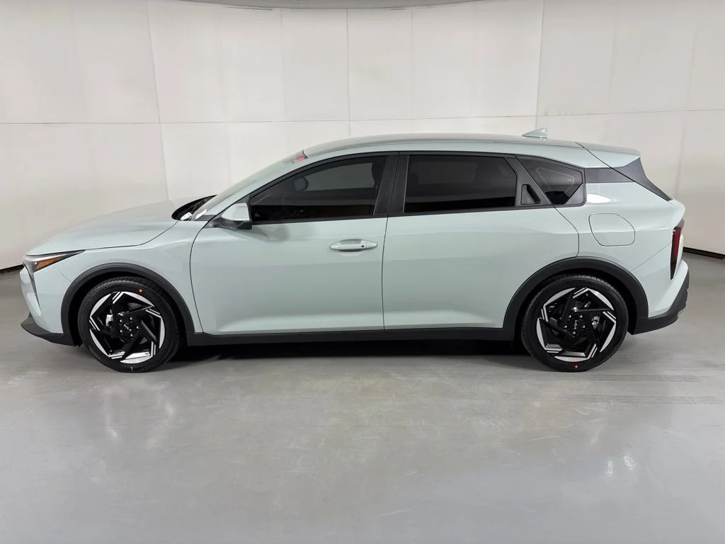 New 2026 Morning Haze Kia EX image 5
