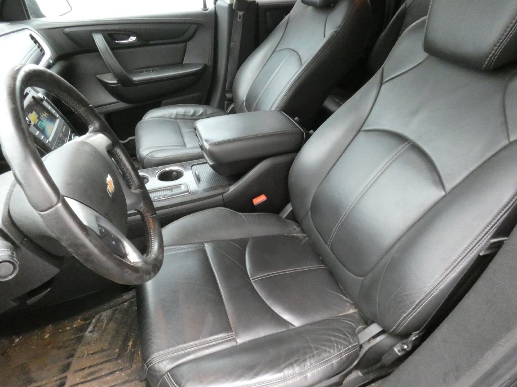 Used 2016 Gray Chevrolet 2LT image 6