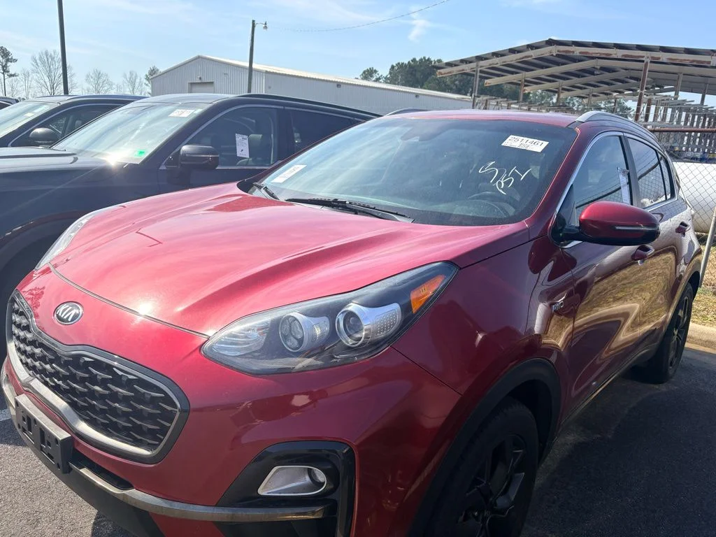 Used 2020 Red Kia S image 3