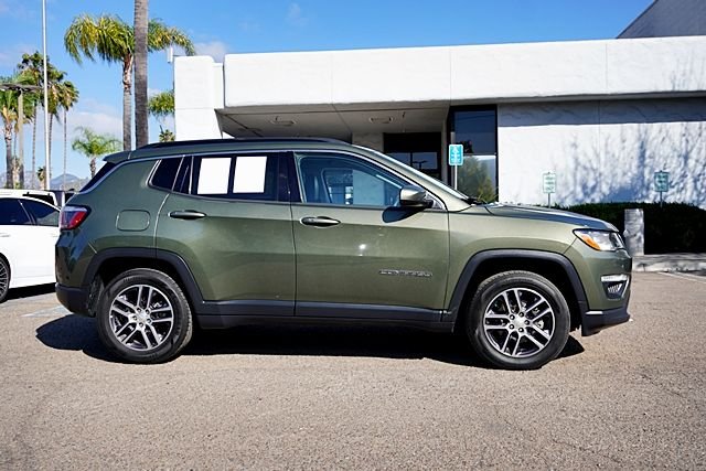 Used 2018 Green Jeep Latitude image 6