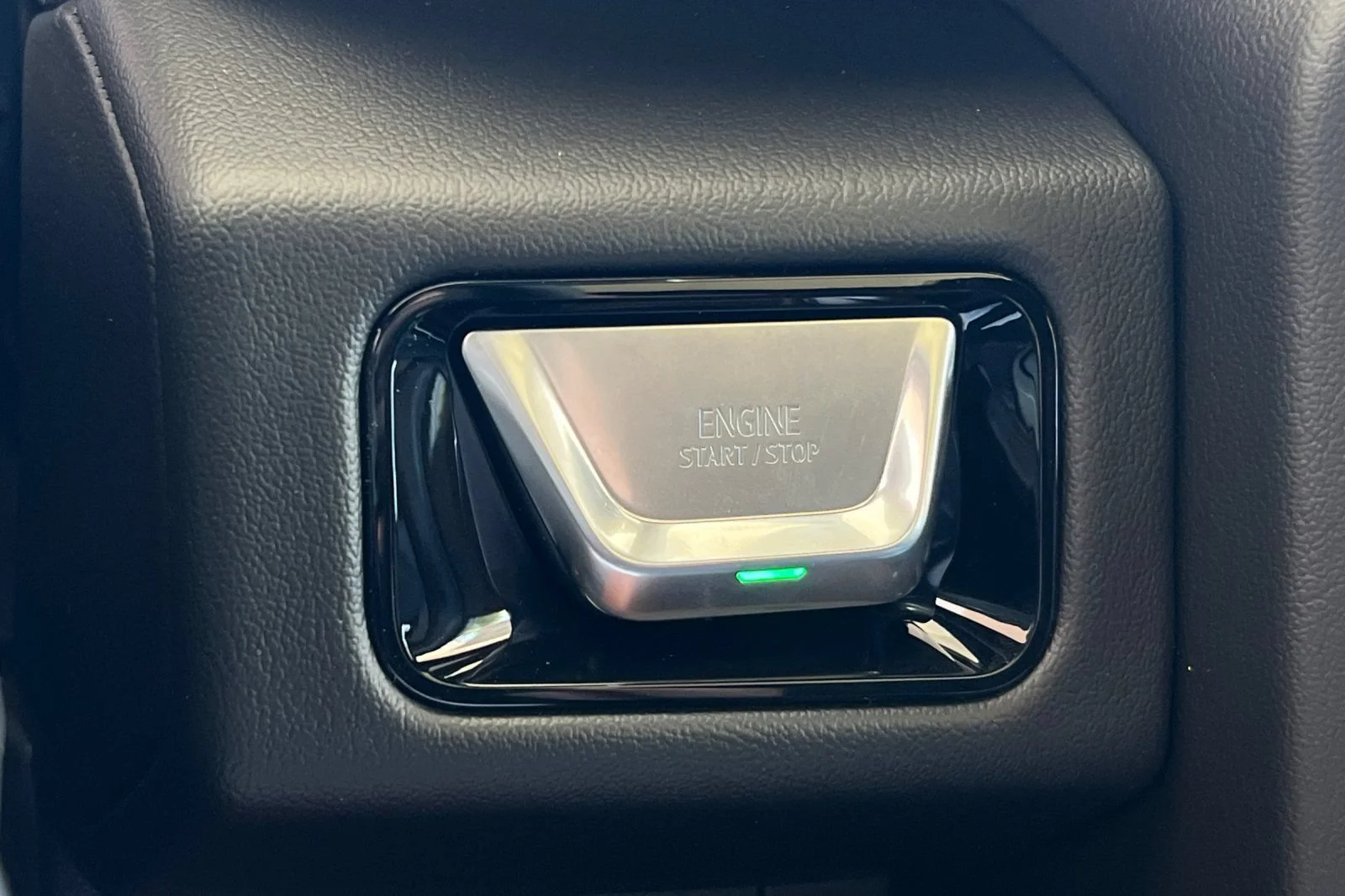 2026 GMC Yukon XL Denali - Photo 23
