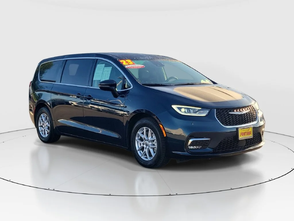 Certified Used 2023 Blue Chrysler Touring L image 8