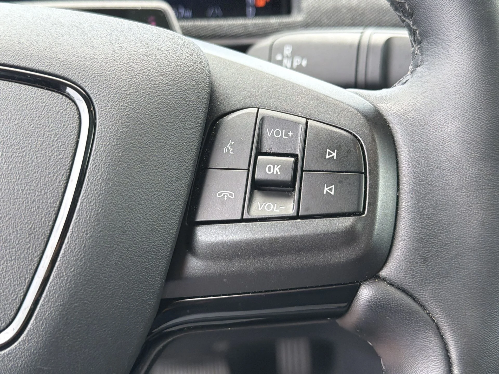 Certified Used 2025 Molten Ford Premium image 13