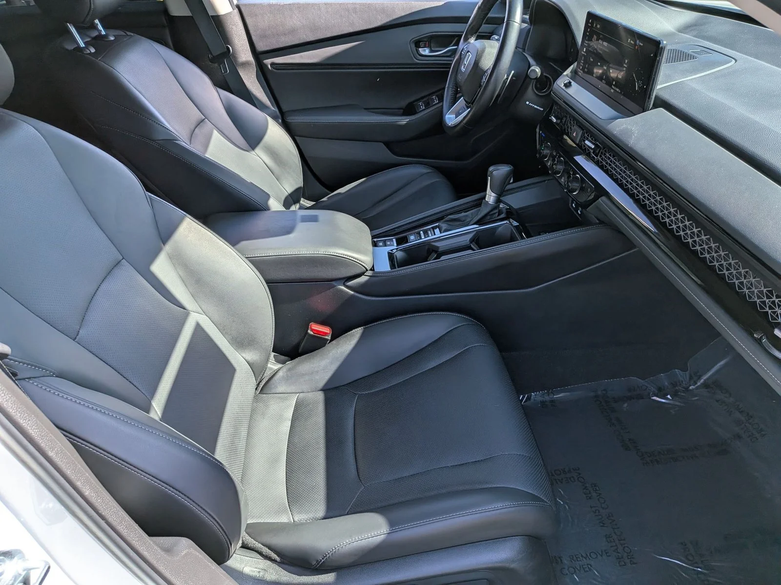 Used 2025 White Honda Touring image 20