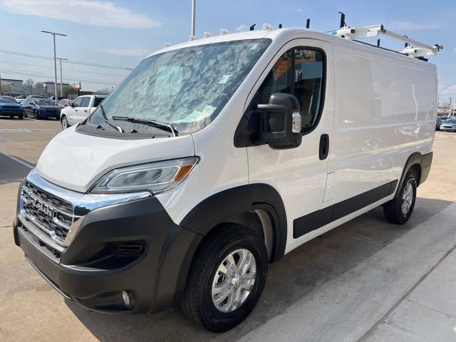 Used 2025 White Ram SLT image 7