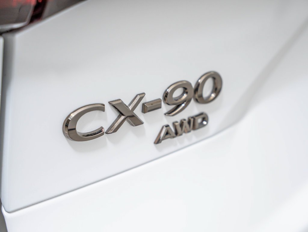 Used 2026 Rhodium White Premium Mazda 3.3 Turbo S Premium image 16