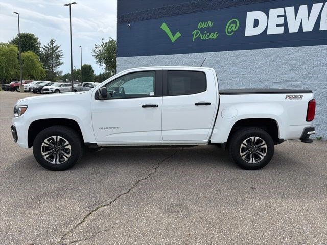 Used 2021 Summit White Chevrolet 4WD Z71 image 2