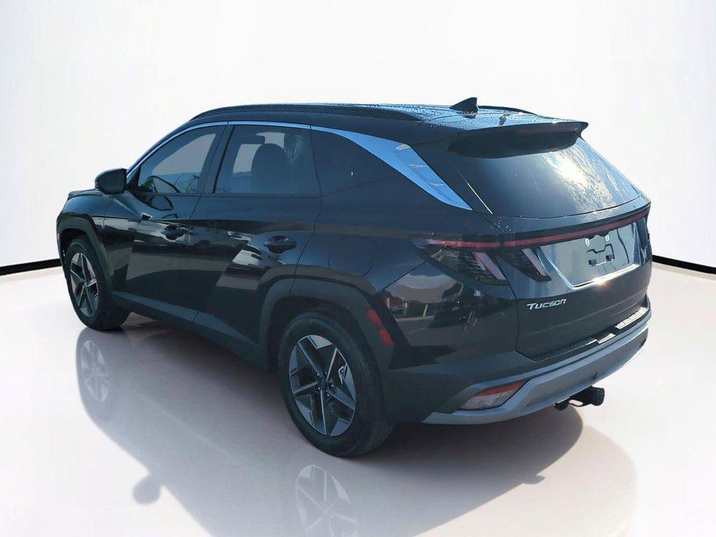 New 2026 Black Hyundai SEL Premium FWD image 7