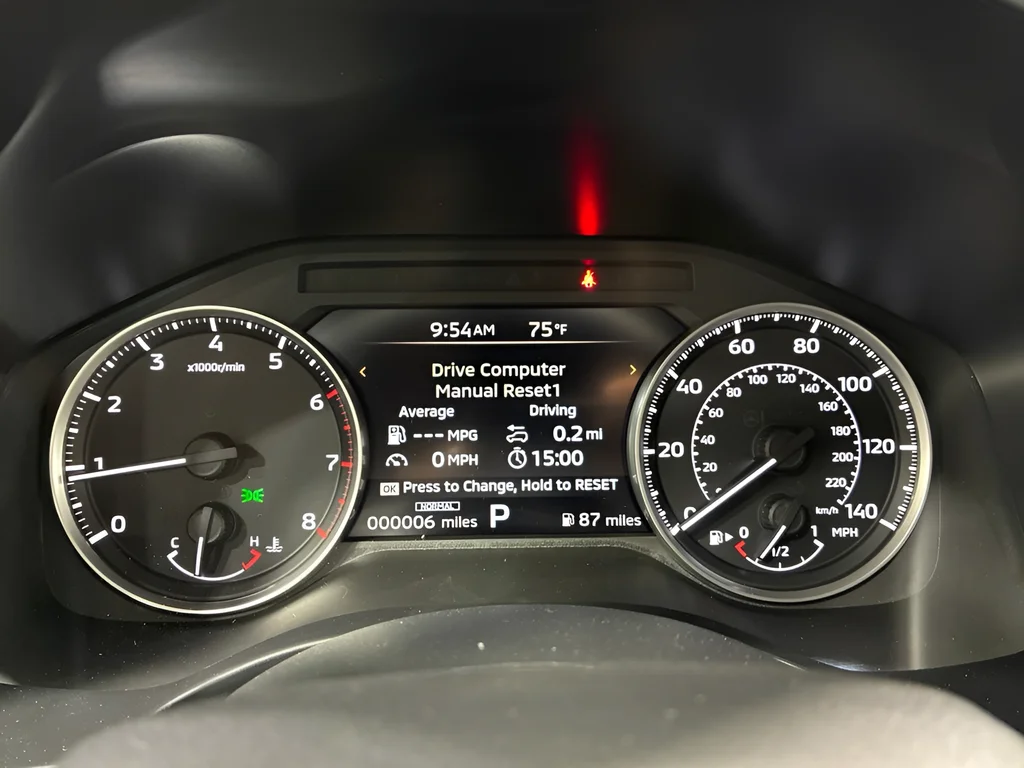 New 2026 Graphite Gray Mitsubishi LE 1.5T S-AWC image 5