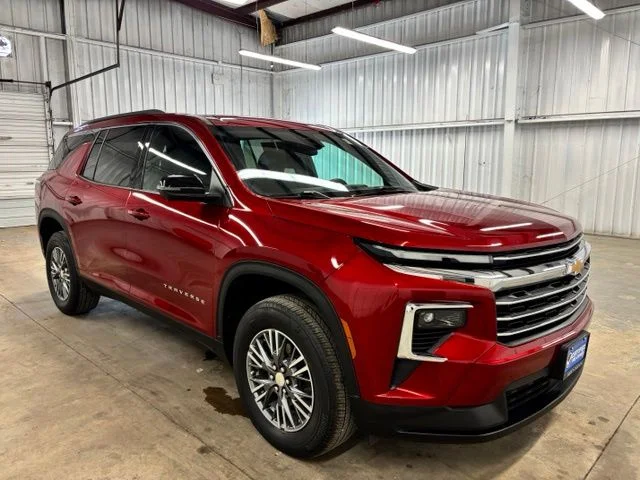 2024 Chevrolet Traverse LT