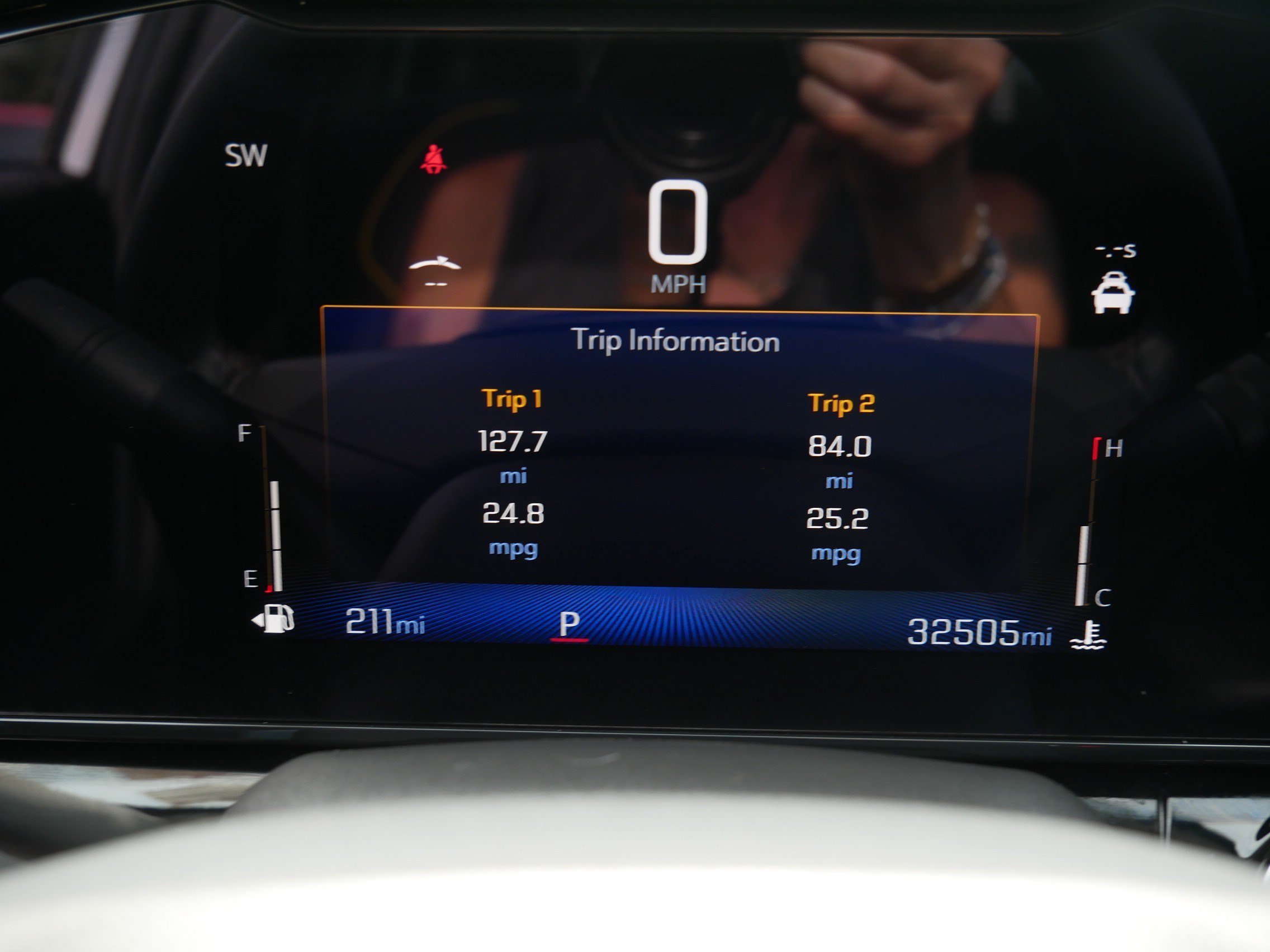Used 2025 Summit White Chevrolet ACTIV image 25