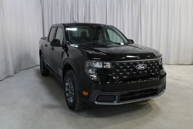 New 2026 Shadow Black Ford XLT image 37