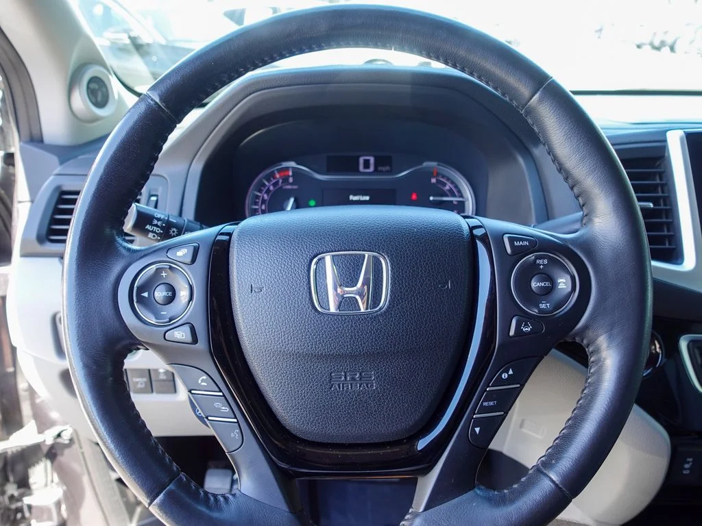 Used 2017  Honda RTL-E image 15