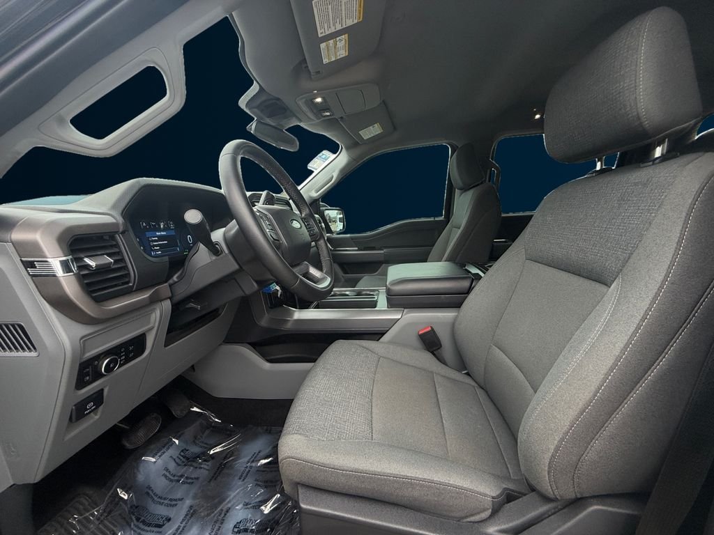 Used 2025 Black Ford XLT image 10
