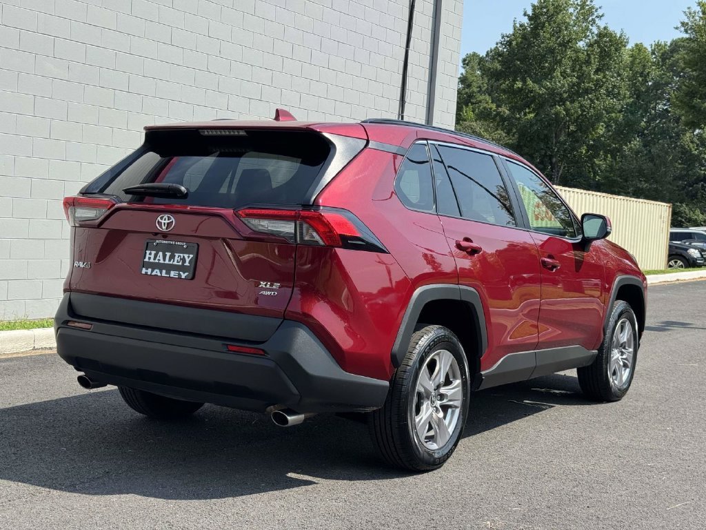Used 2025 Red Toyota XLE image 21