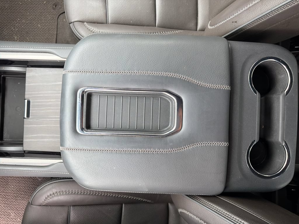 2023 GMC Yukon Denali - Photo 33