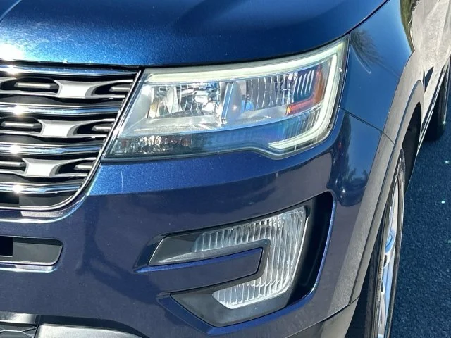 Used 2016 Blue Ford XLT image 10