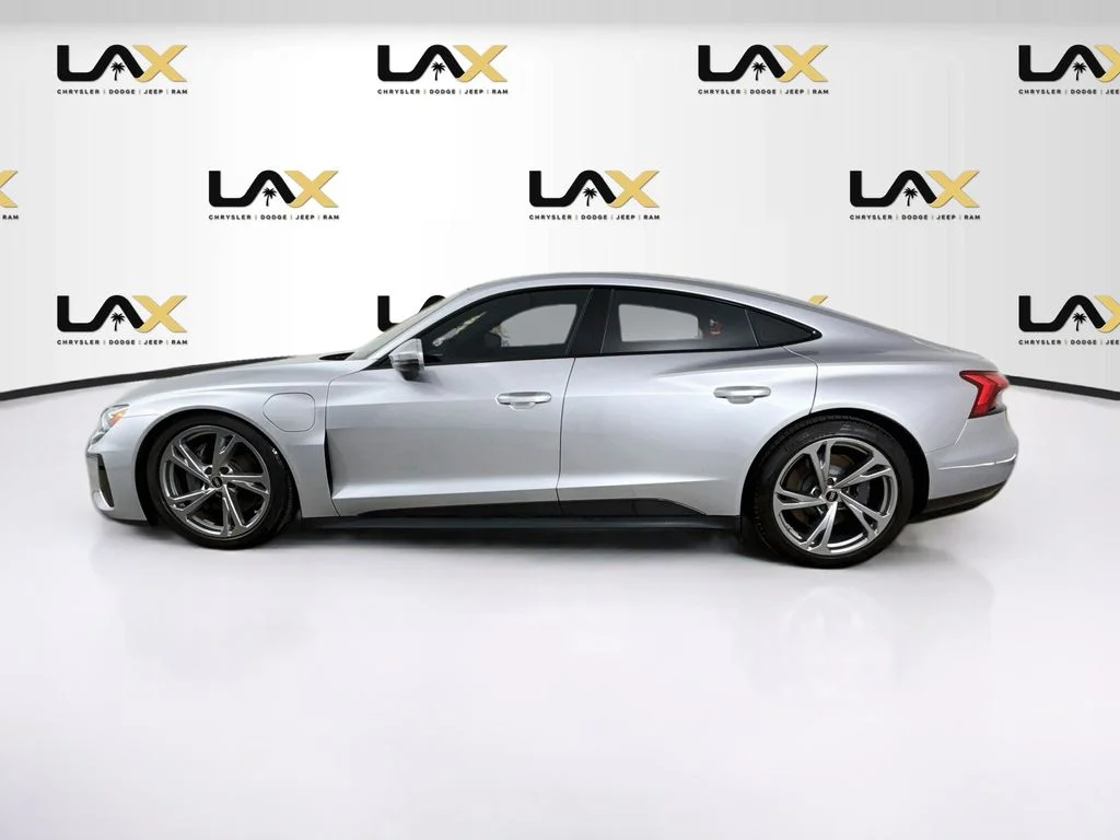 Used 2022 Silver Audi Premium Plus image 4