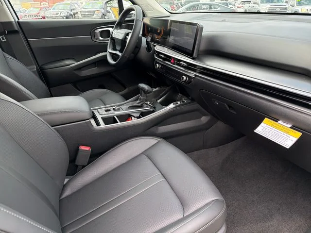 New 2026 White Kia EX image 21