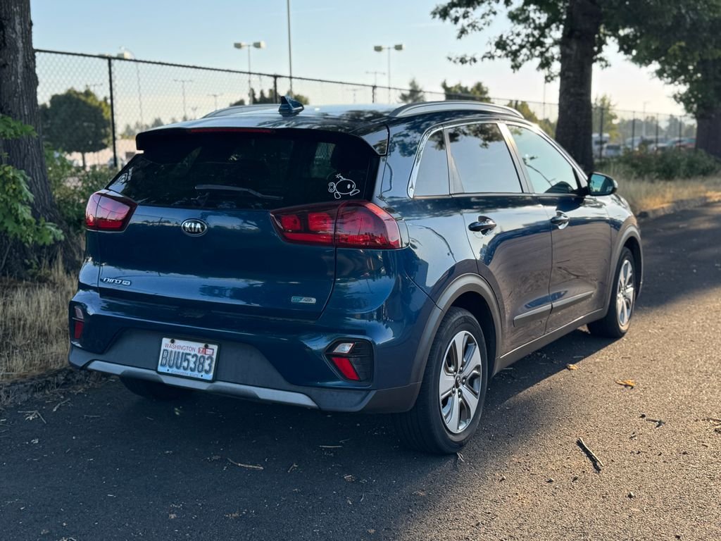 Used 2020 Deep Cerulean Kia LX image 2