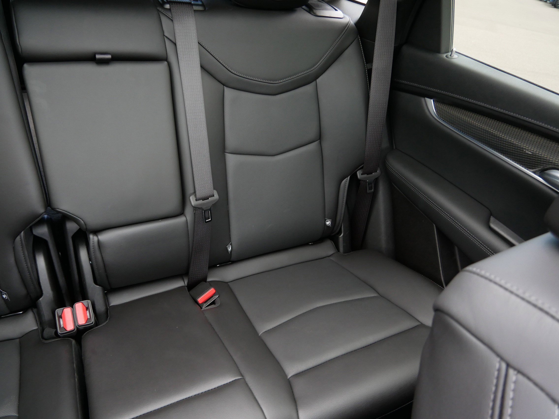 Used 2023 Wilder Metallic Cadillac Sport image 14