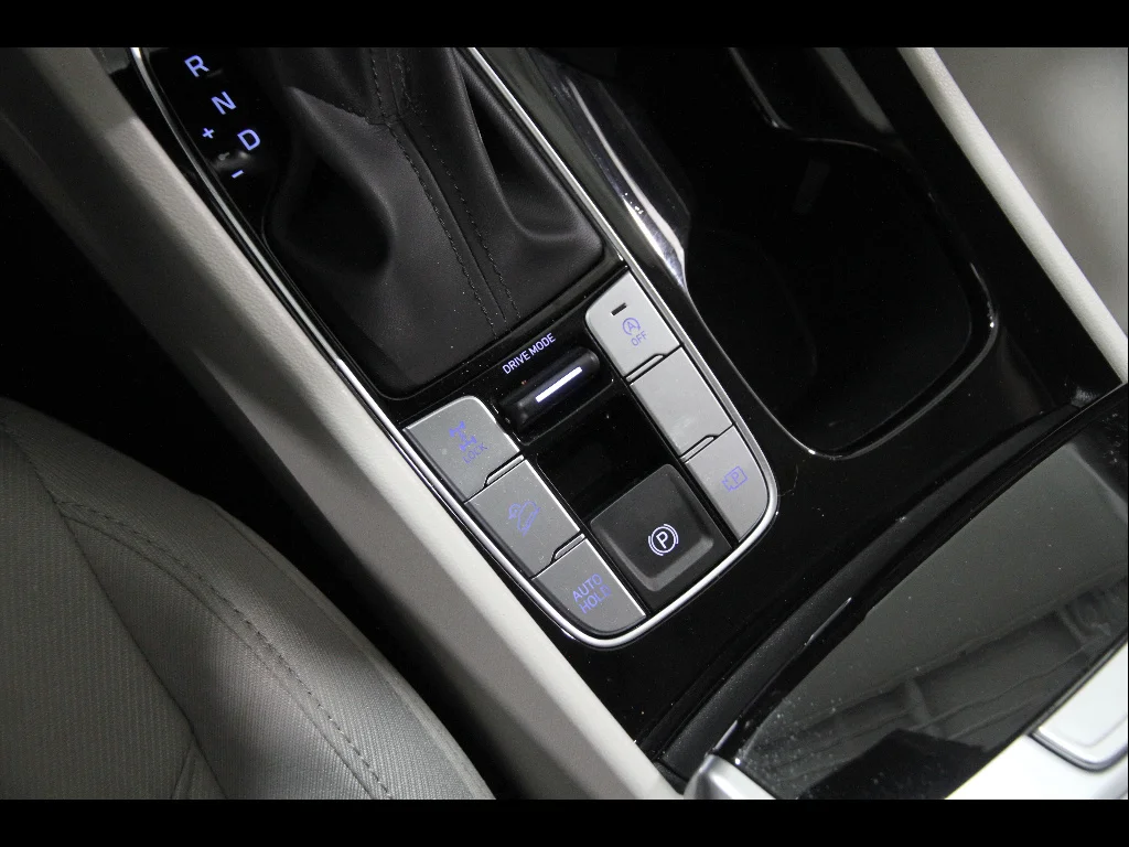 Certified Used 2026 Atlantis Blue Hyundai SEL image 17
