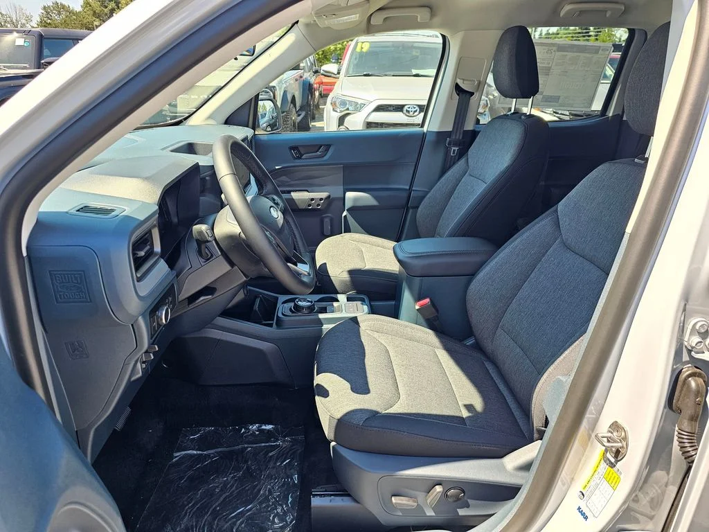 New 2025 White Ford XLT image 21