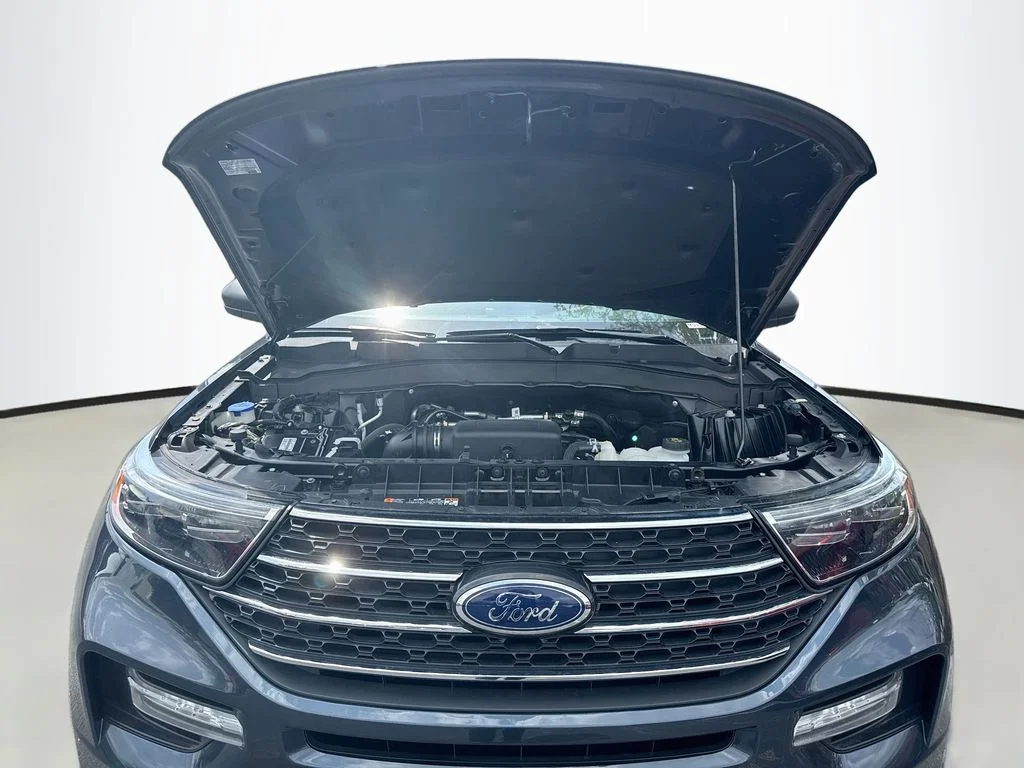 Used 2023 Stone Blue Metallic Ford XLT image 31