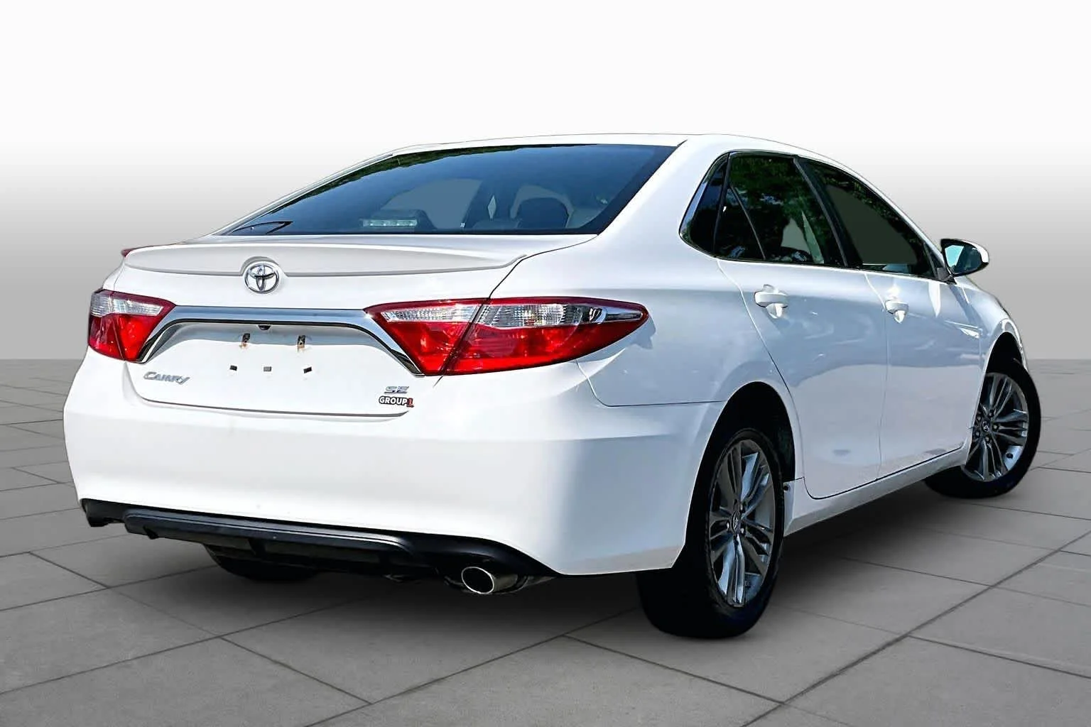 Certified Used 2017 Super White Toyota LE image 13