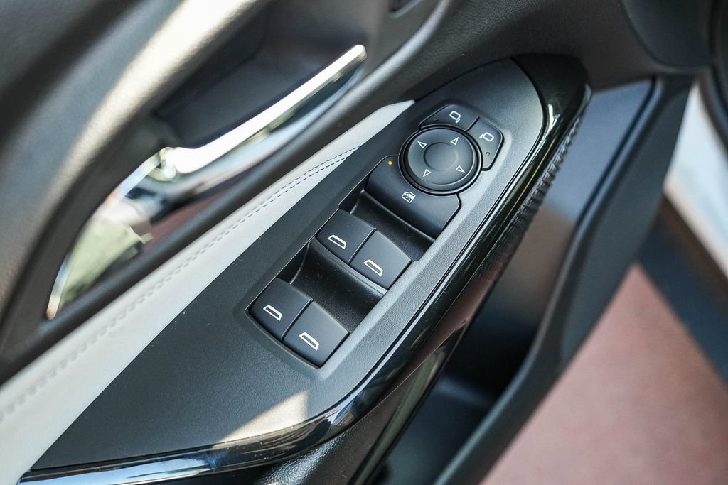 2026 Chevrolet Trax LT - Photo 19