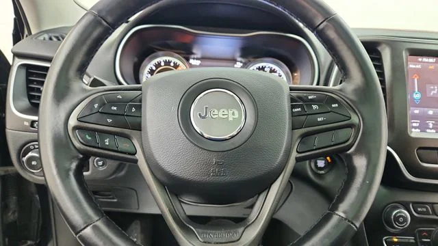 Used 2019 Black Jeep Trailhawk image 23