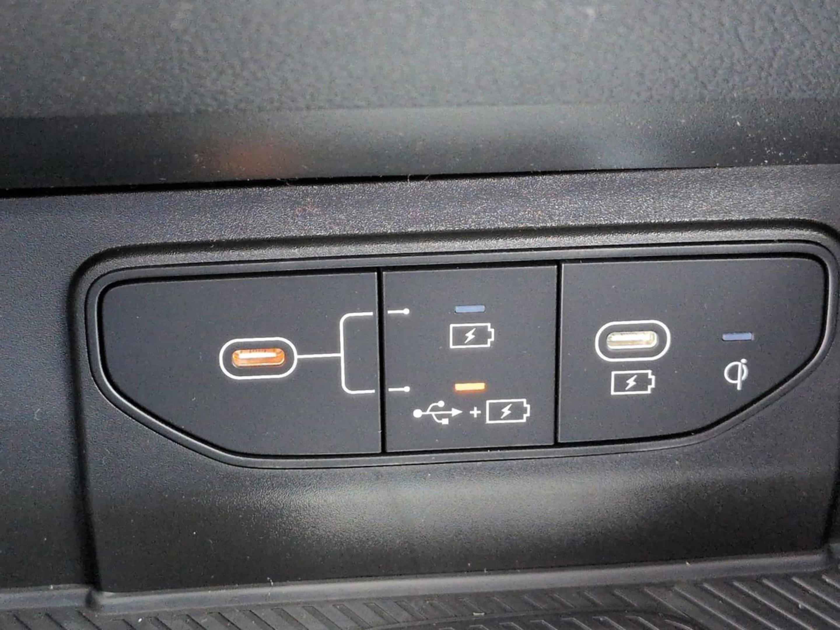 New 2026 Glacial White Kia EX image 21