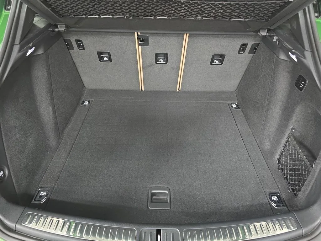 Certified Used 2019 Green Porsche S image 31