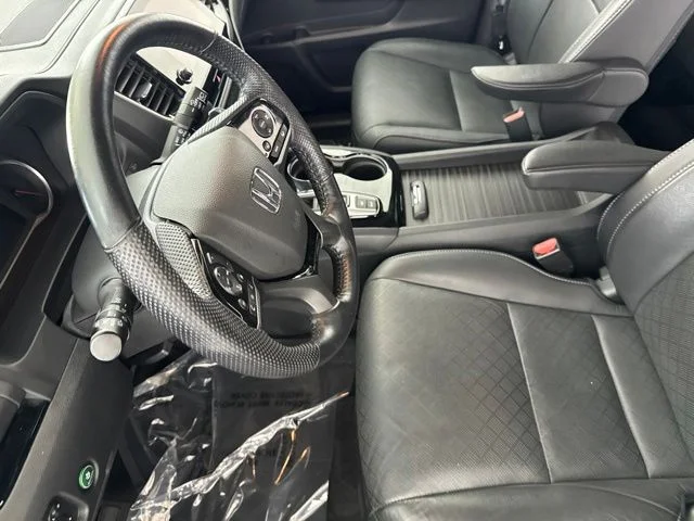 Used 2021 Gray Honda Elite image 25