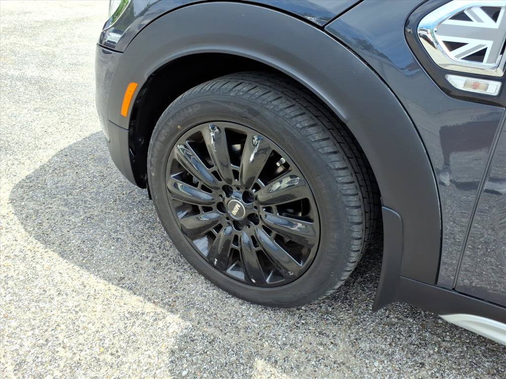 Used 2020 Thunder Gray Metallic MINI Cooper S image 9