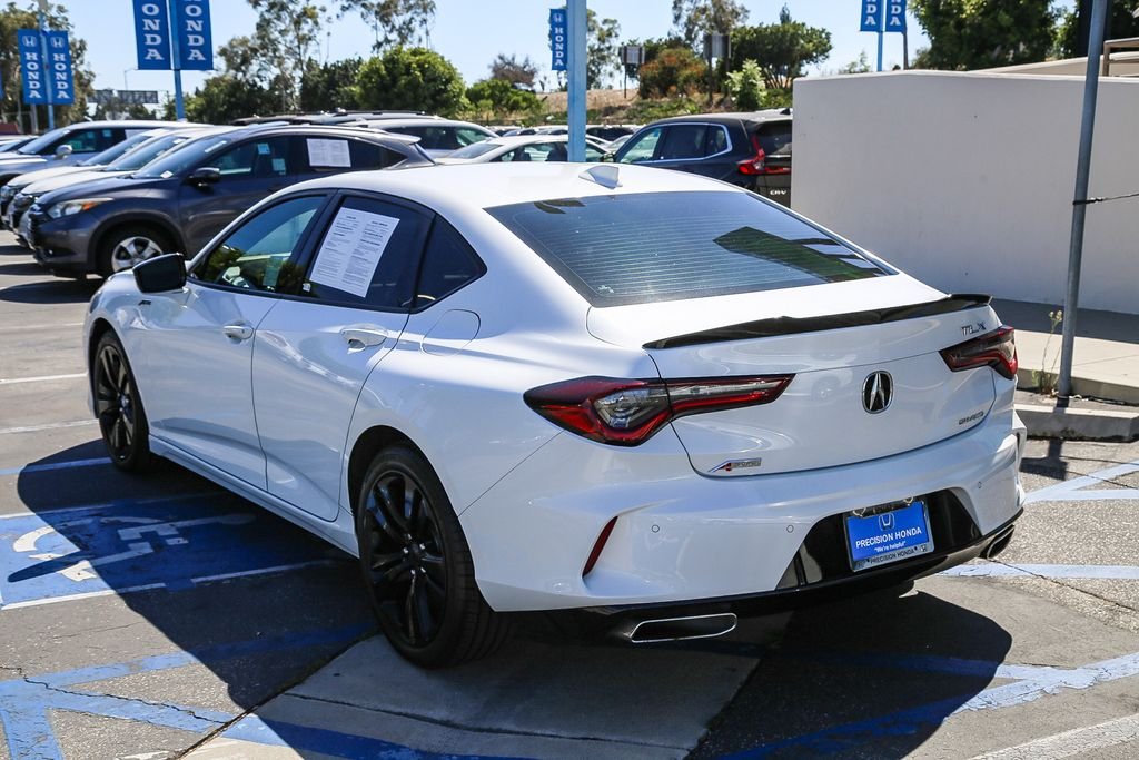 Used 2023 Platinum White Pearl Acura A-Spec Package image 4