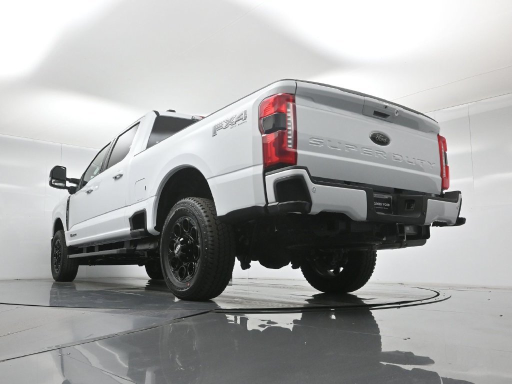 New 2026 Oxford White Ford Lariat image 47