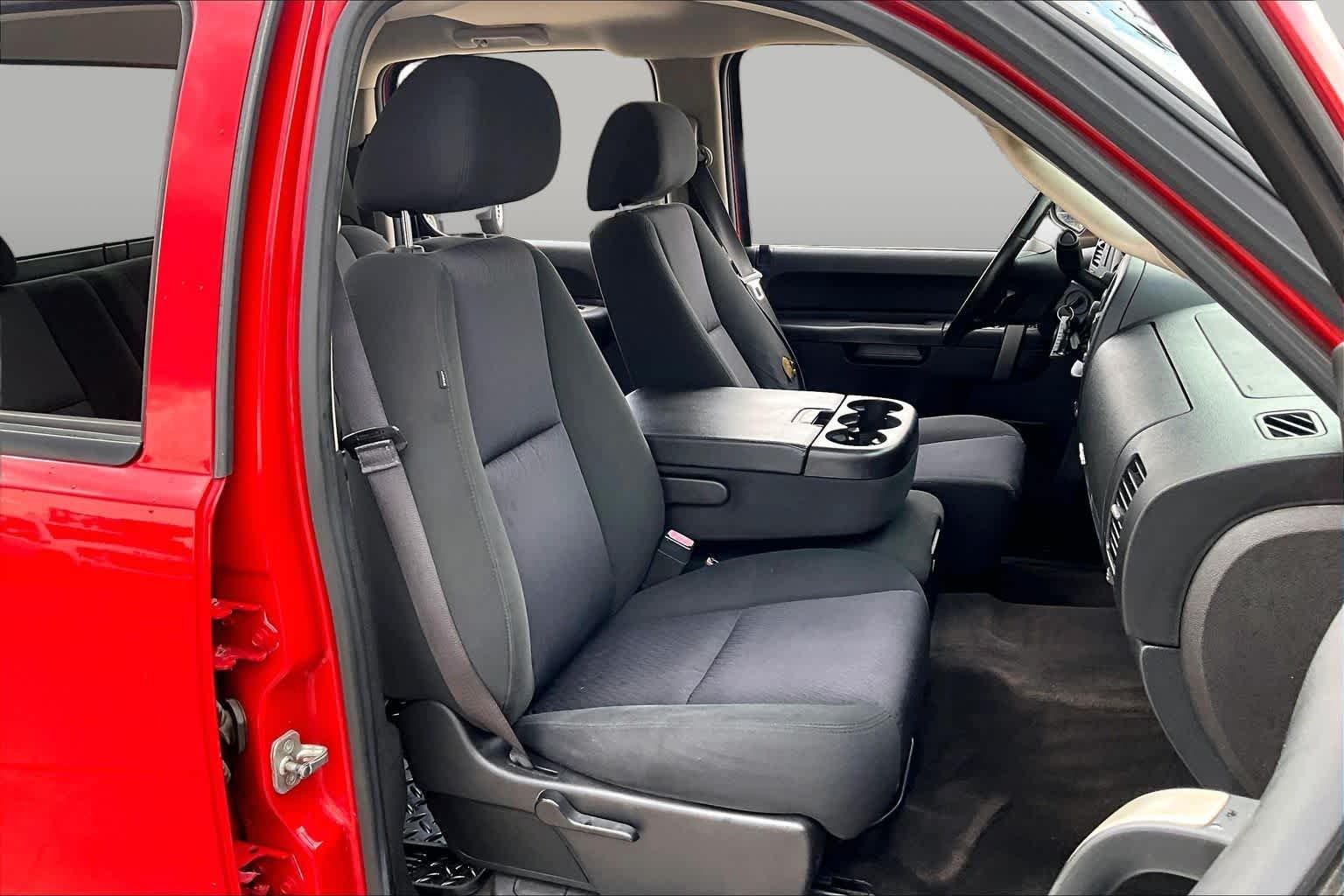 Used 2013 Fire Red GMC SLE image 8