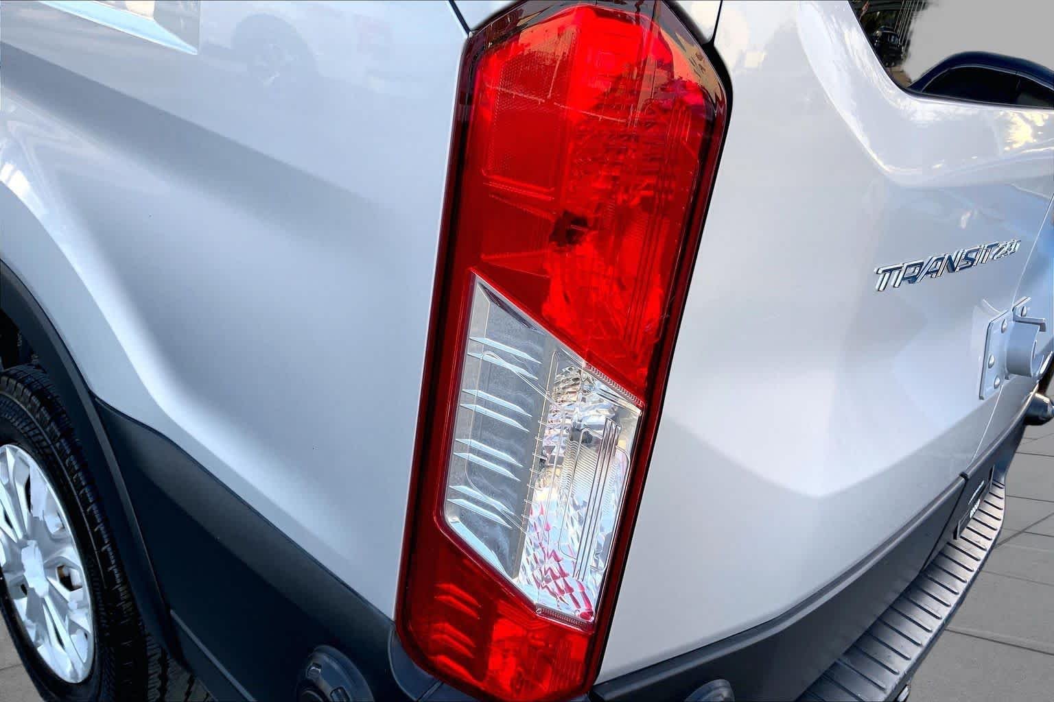Used 2020 Ingot Silver Metallic Ford  image 27