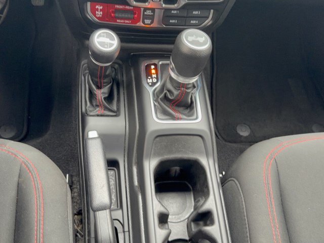 Used 2022 White Jeep Unlimited Rubicon image 24