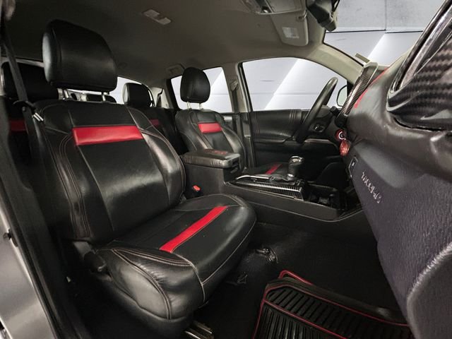 Used 2021 Silver Toyota SR5 image 14