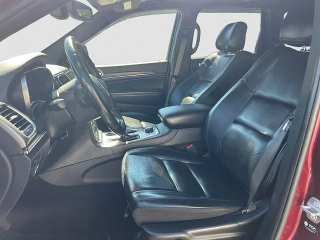 Used 2021 Red Jeep Limited image 9