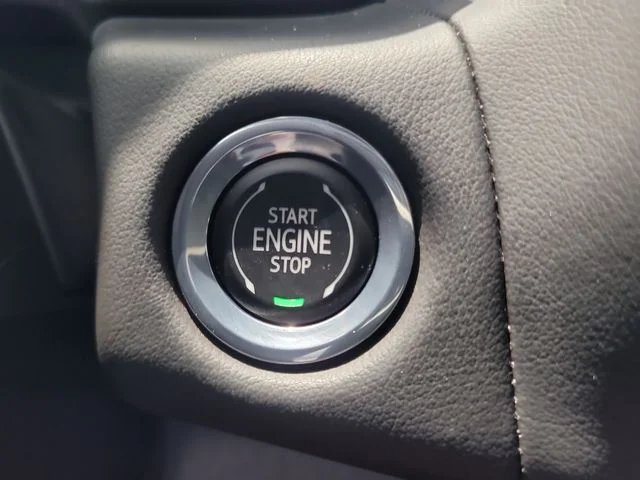 Used 2023 Black Chevrolet Premier image 31